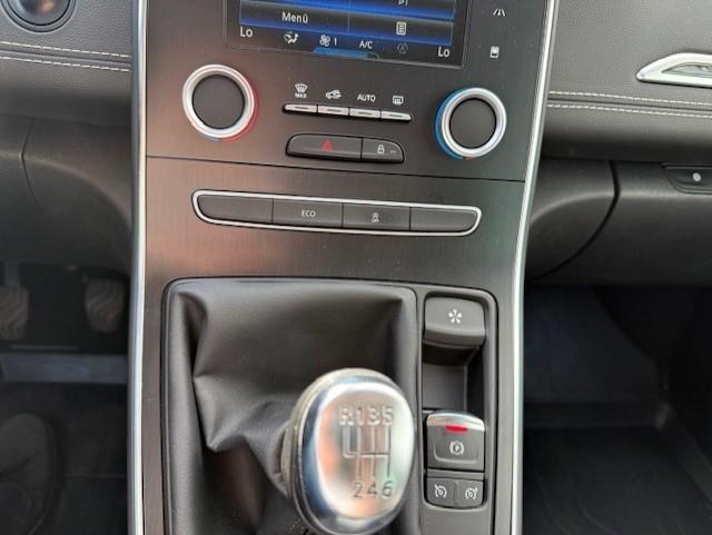 Fahrzeug-Bild 12