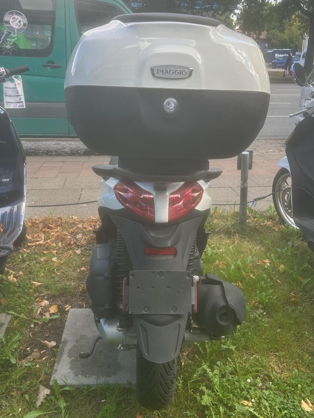 Fahrzeug-Bild 2