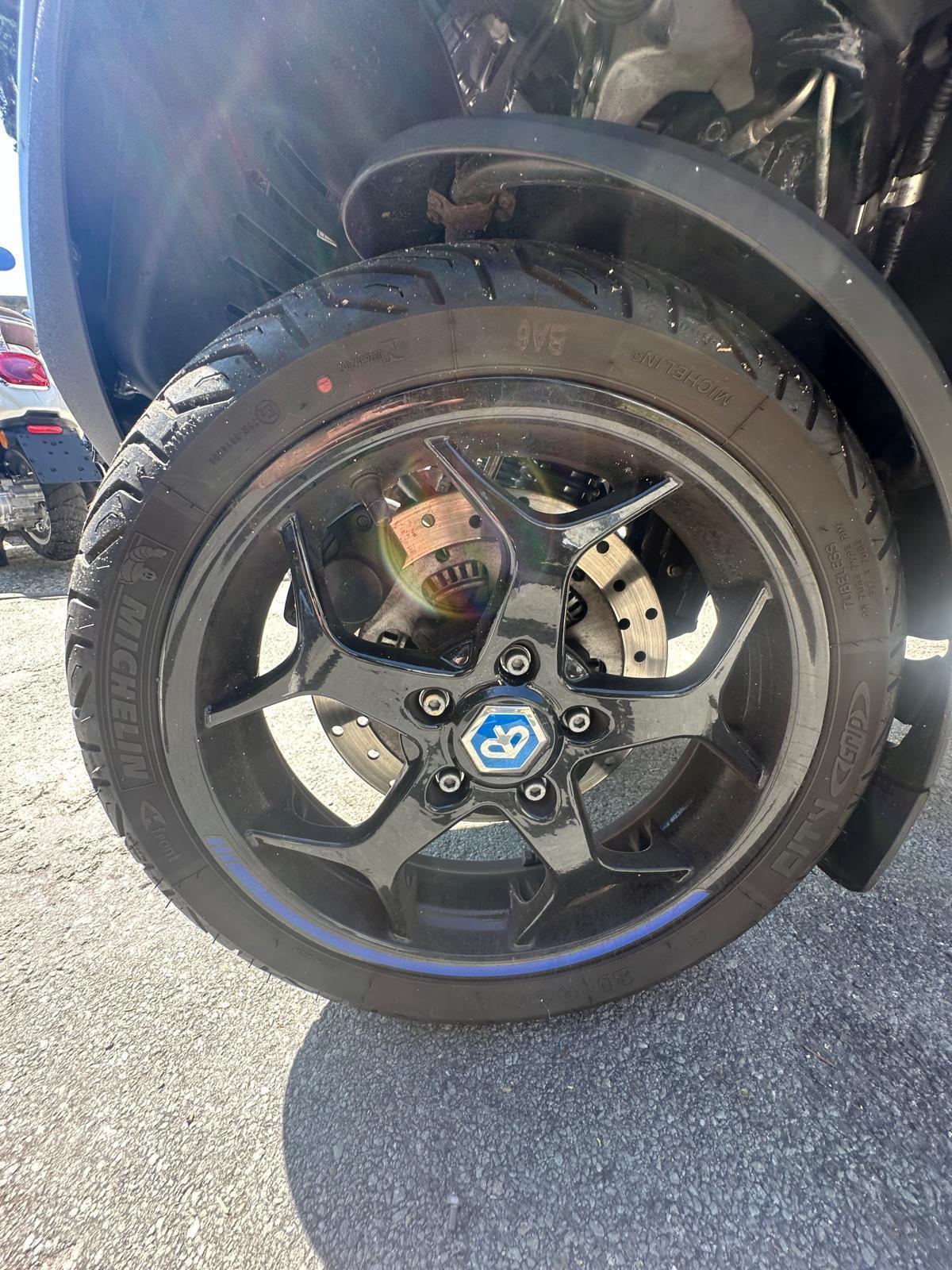 Fahrzeug-Bild 9