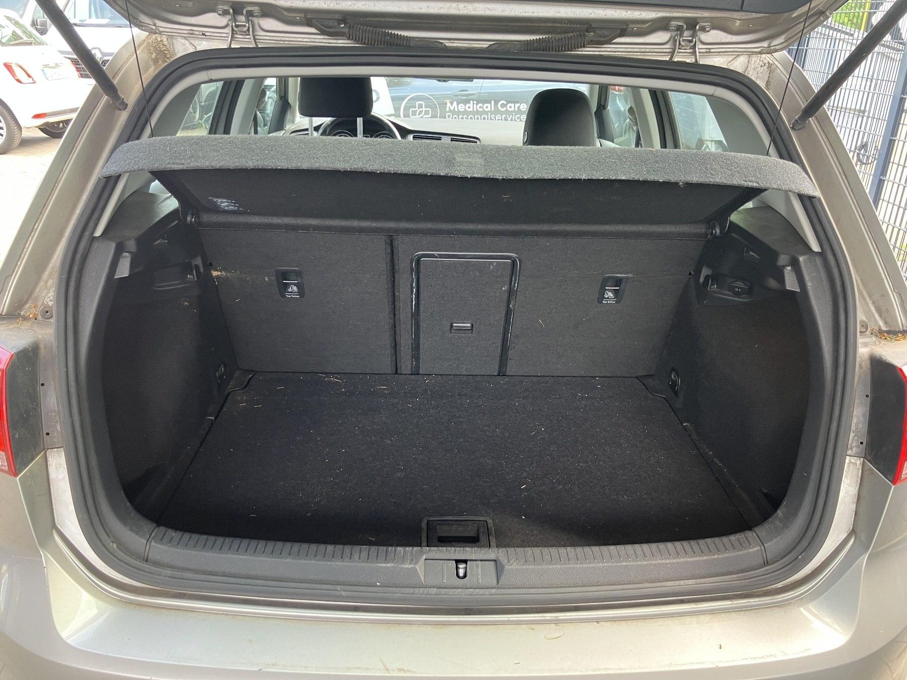 Fahrzeug-Bild 11