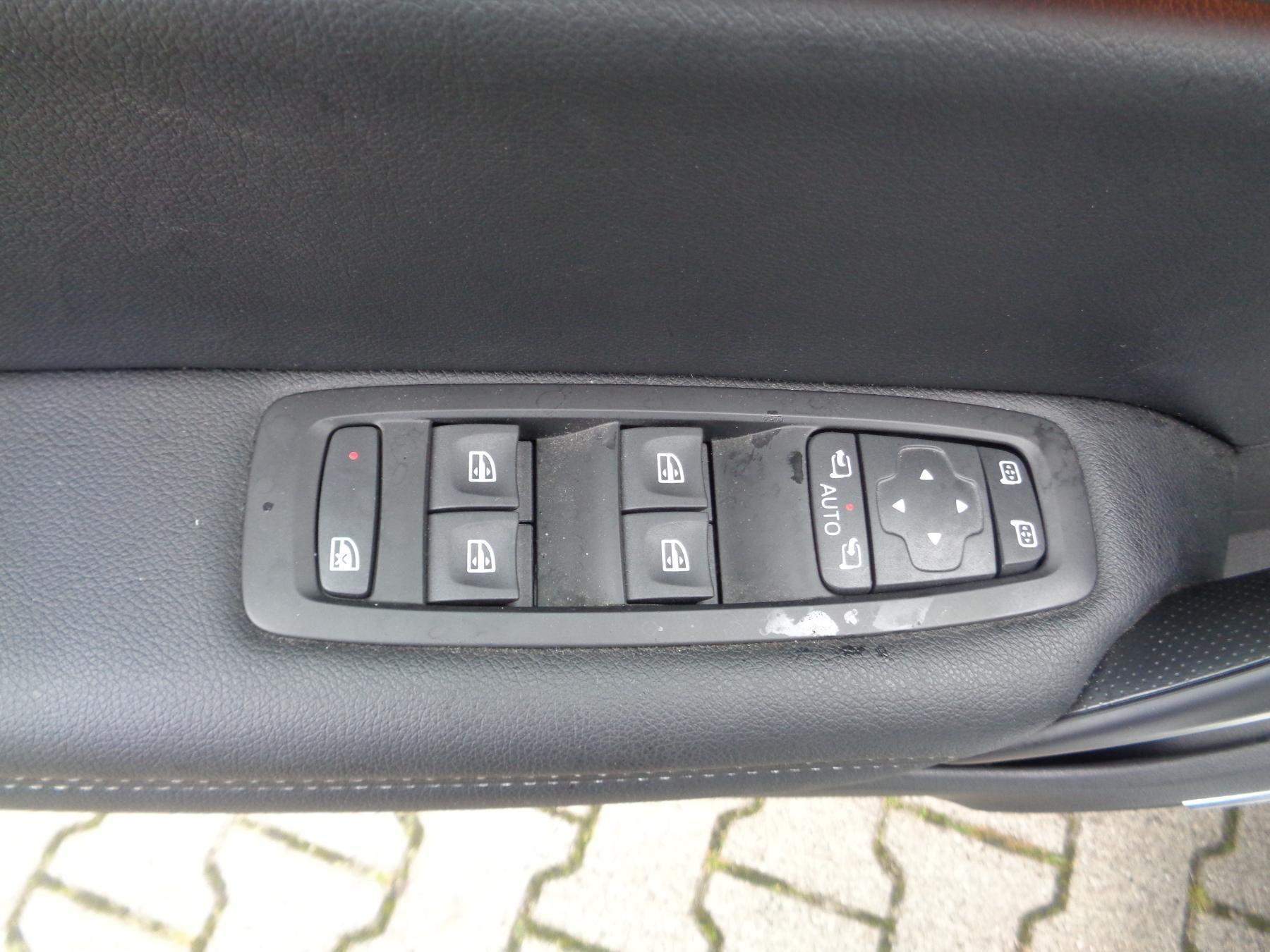 Fahrzeug-Bild 10