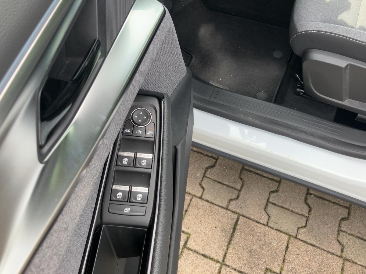 Fahrzeug-Bild 19
