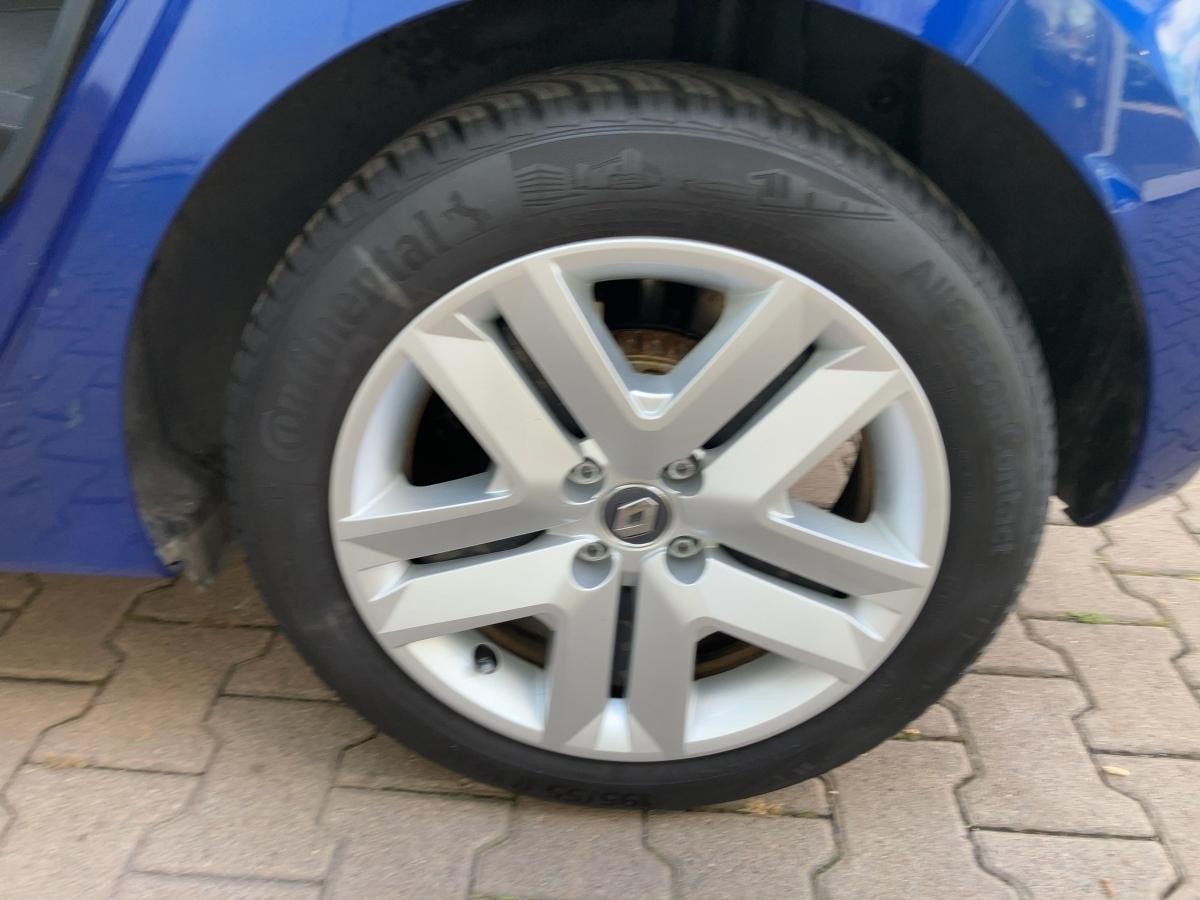 Fahrzeug-Bild 12