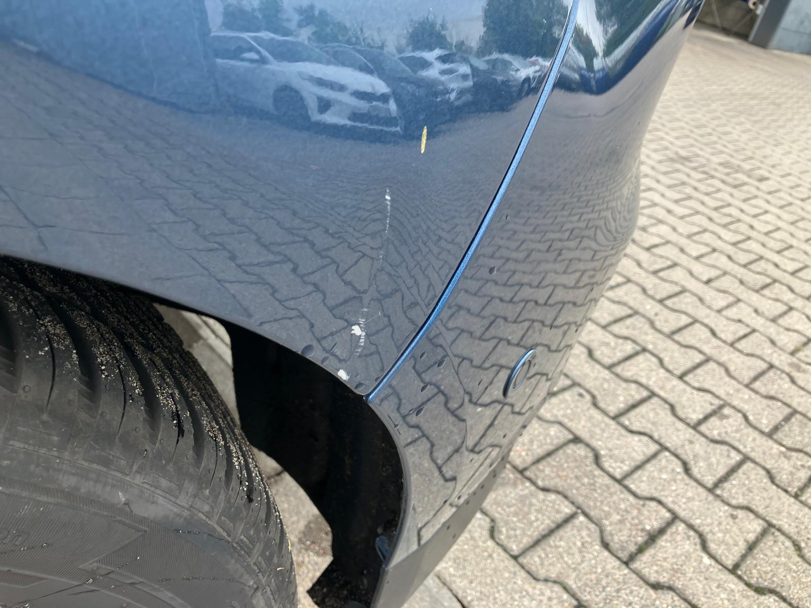 Fahrzeug-Bild 16