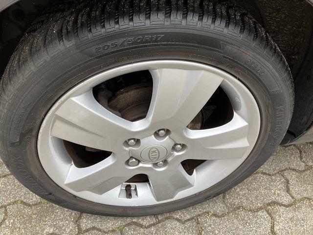 Fahrzeug-Bild 6
