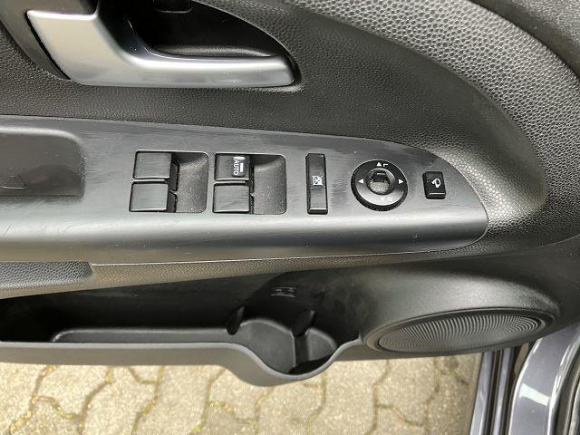 Fahrzeug-Bild 8