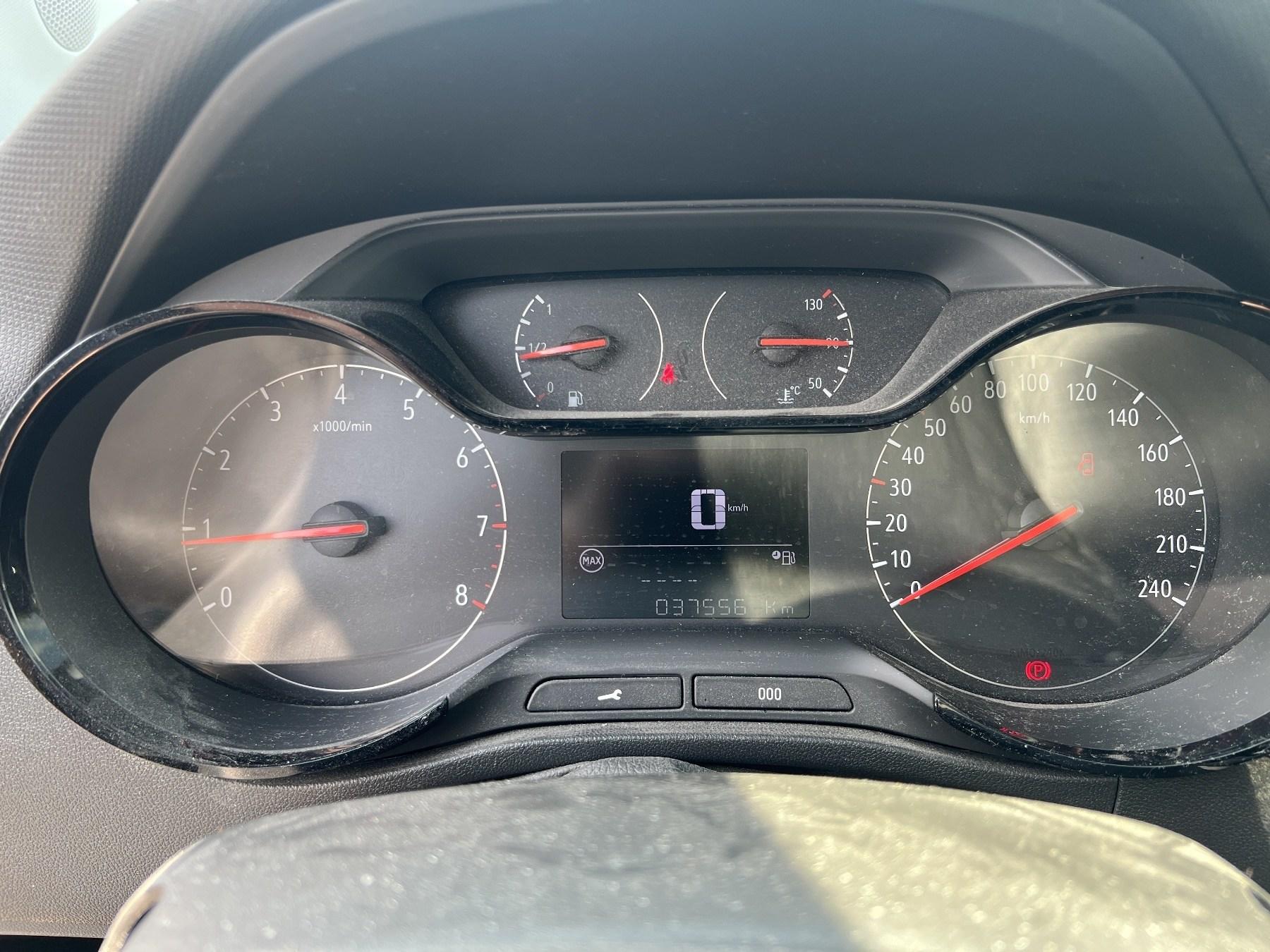 Fahrzeug-Bild 9