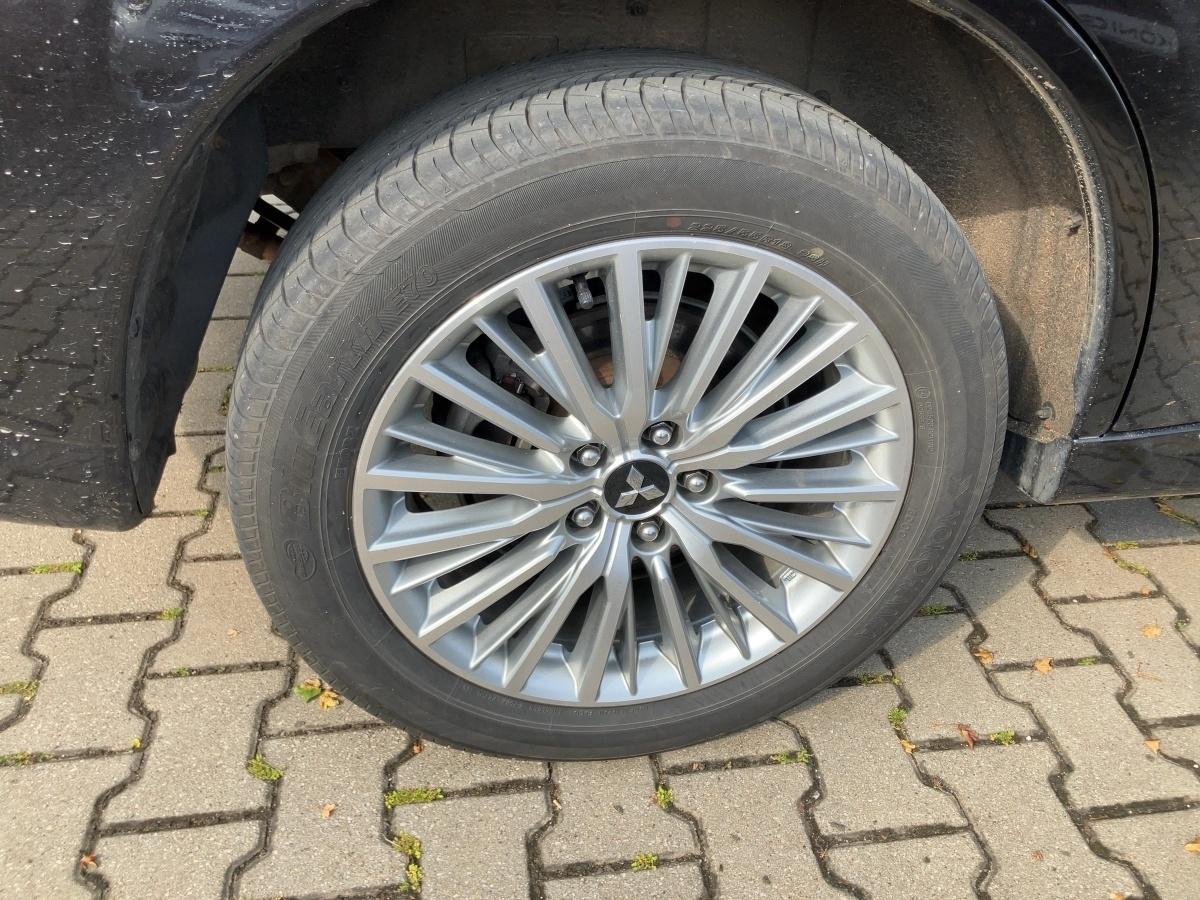 Fahrzeug-Bild 6