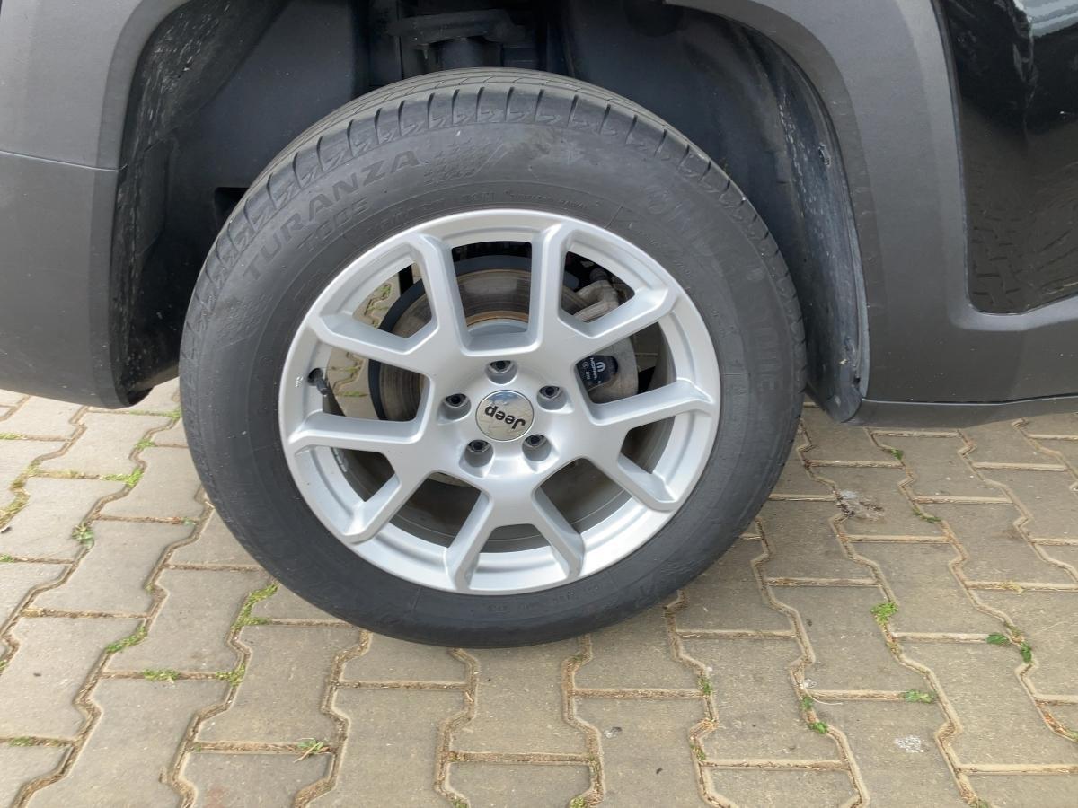Fahrzeug-Bild 6