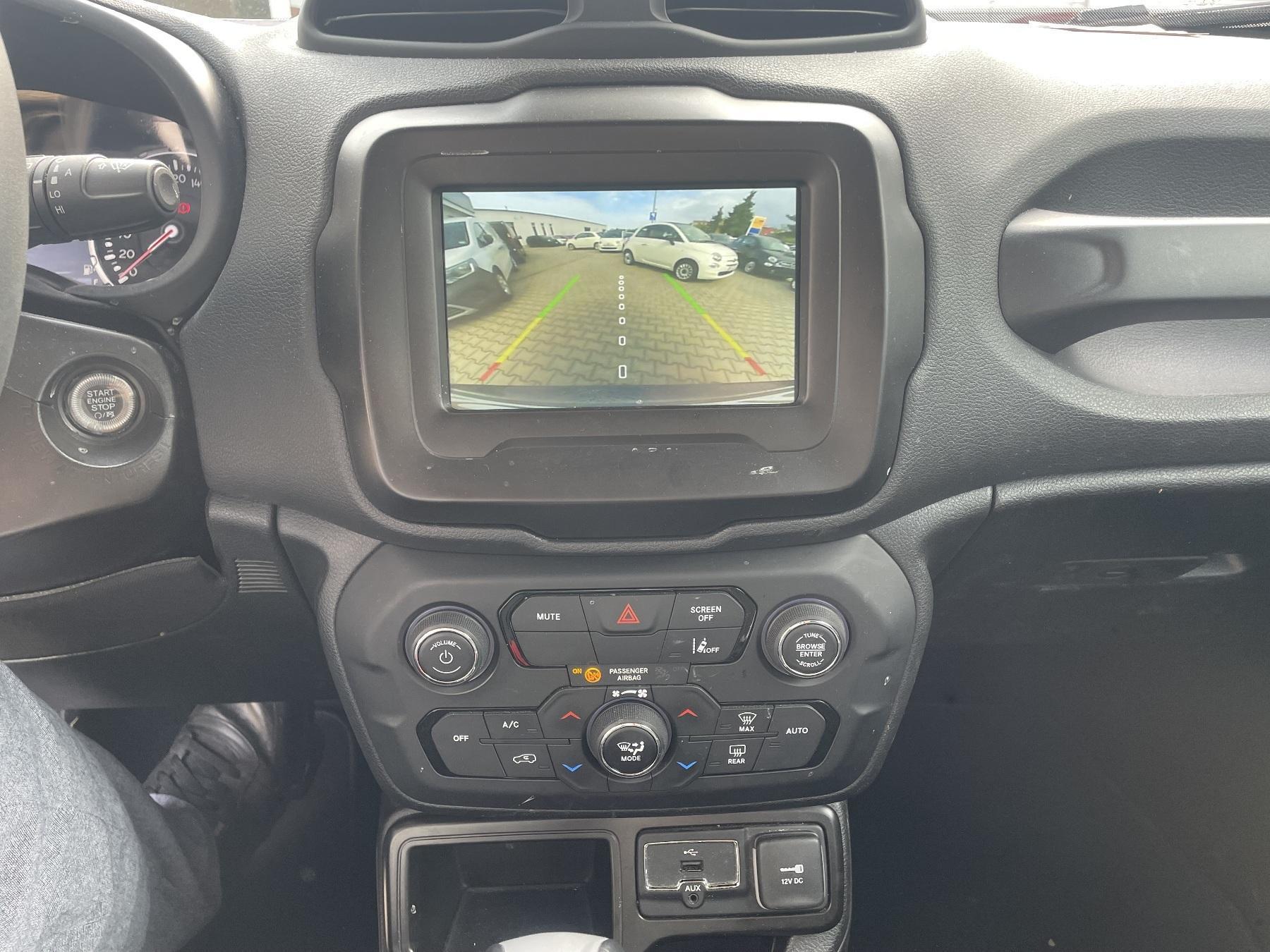 Fahrzeug-Bild 12
