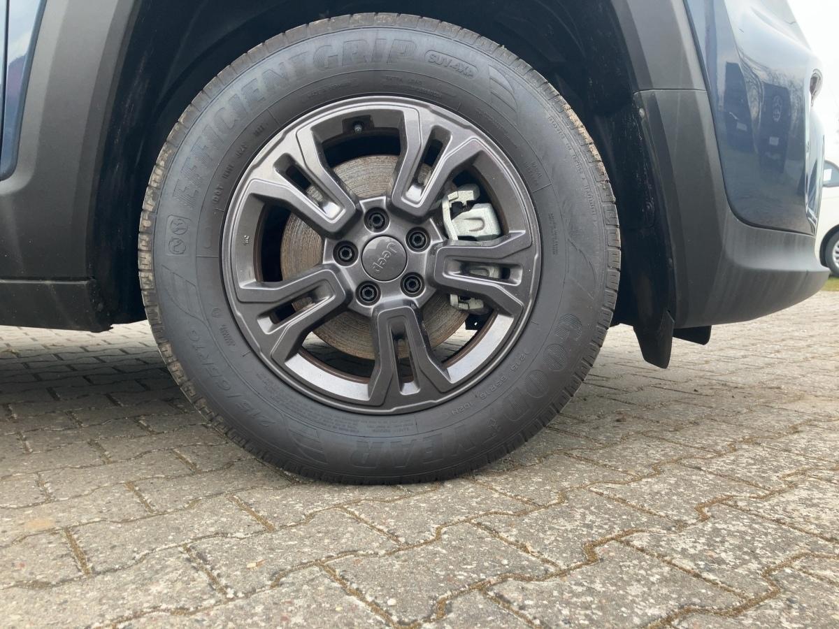 Fahrzeug-Bild 14