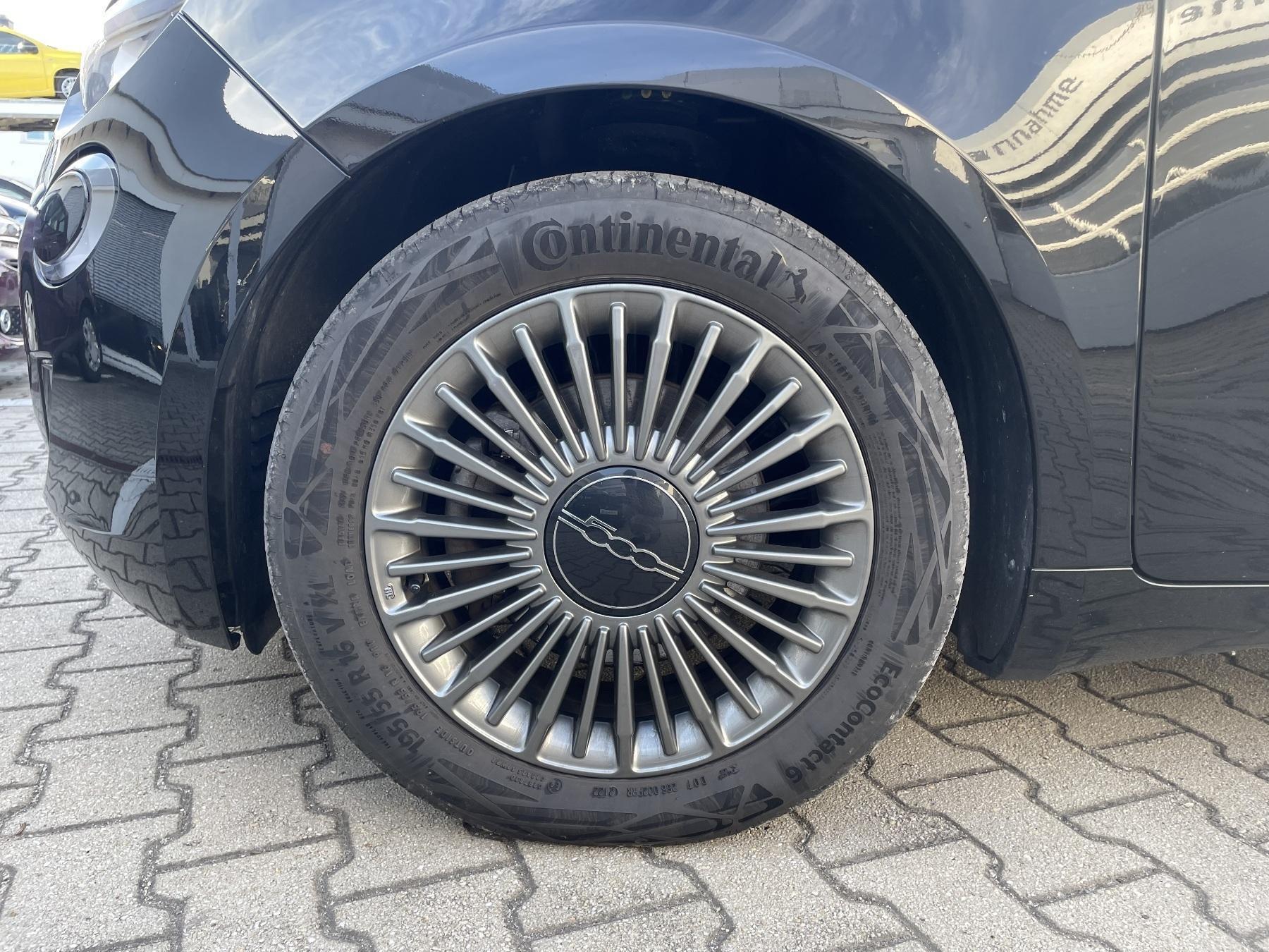 Fahrzeug-Bild 15