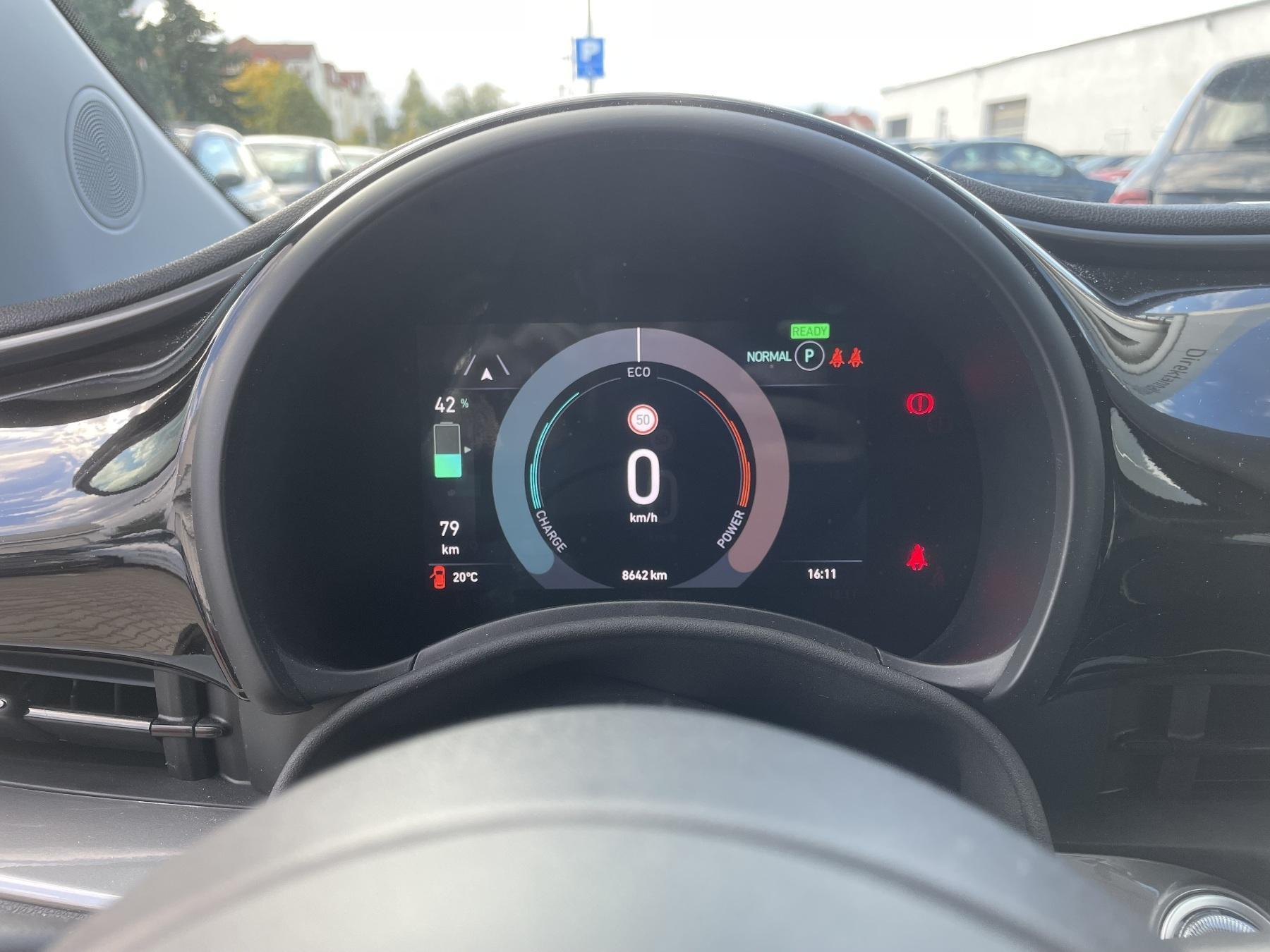 Fahrzeug-Bild 11