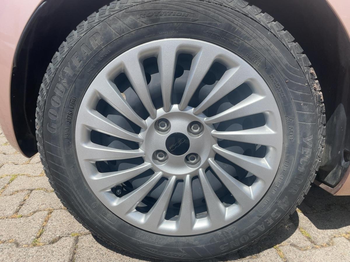 Fahrzeug-Bild 6