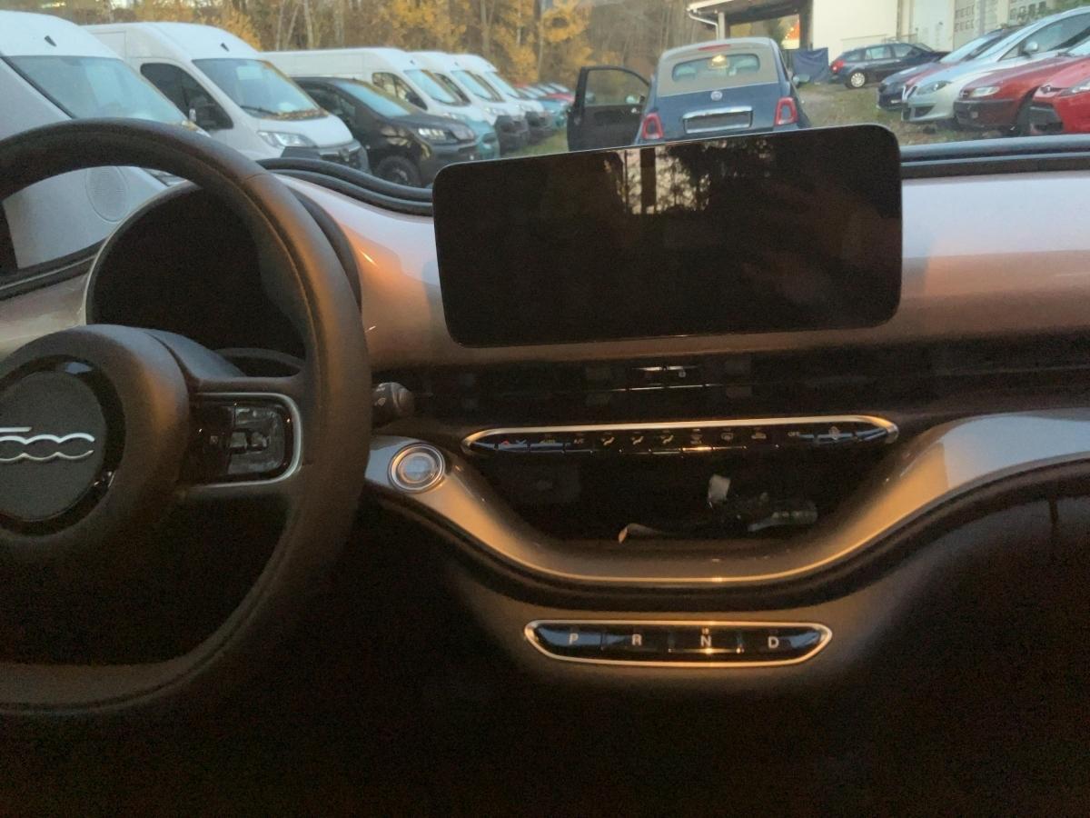 Fahrzeug-Bild 11