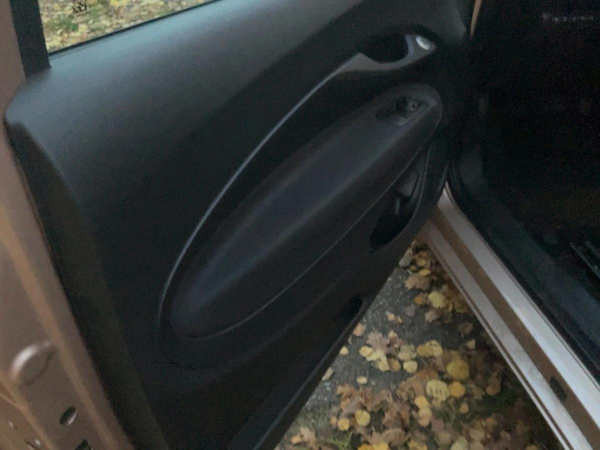 Fahrzeug-Bild 16
