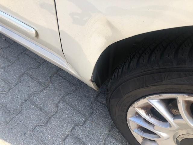 Fahrzeug-Bild 12