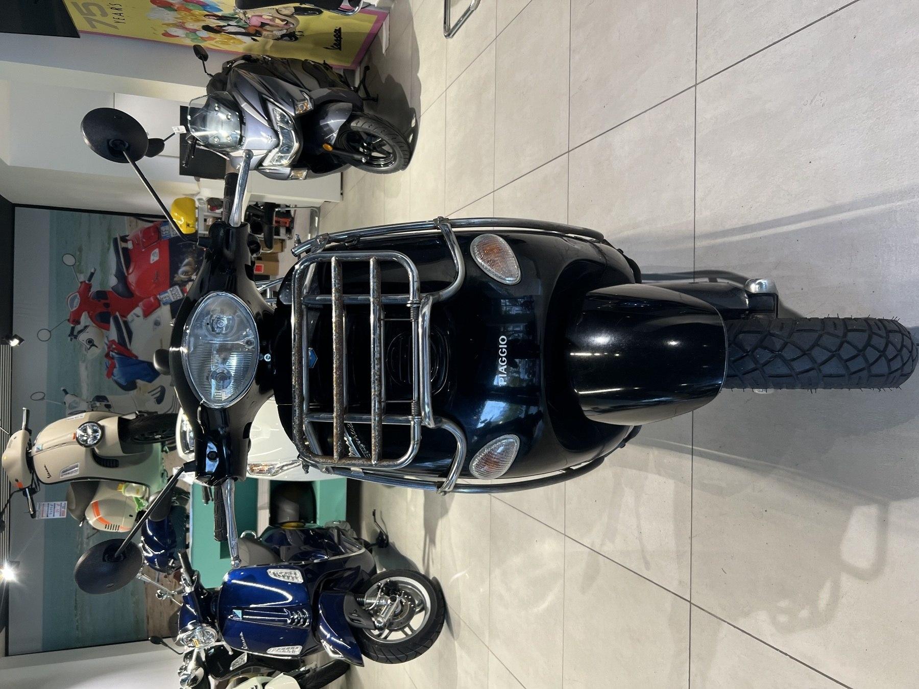 Vespa ET4 125