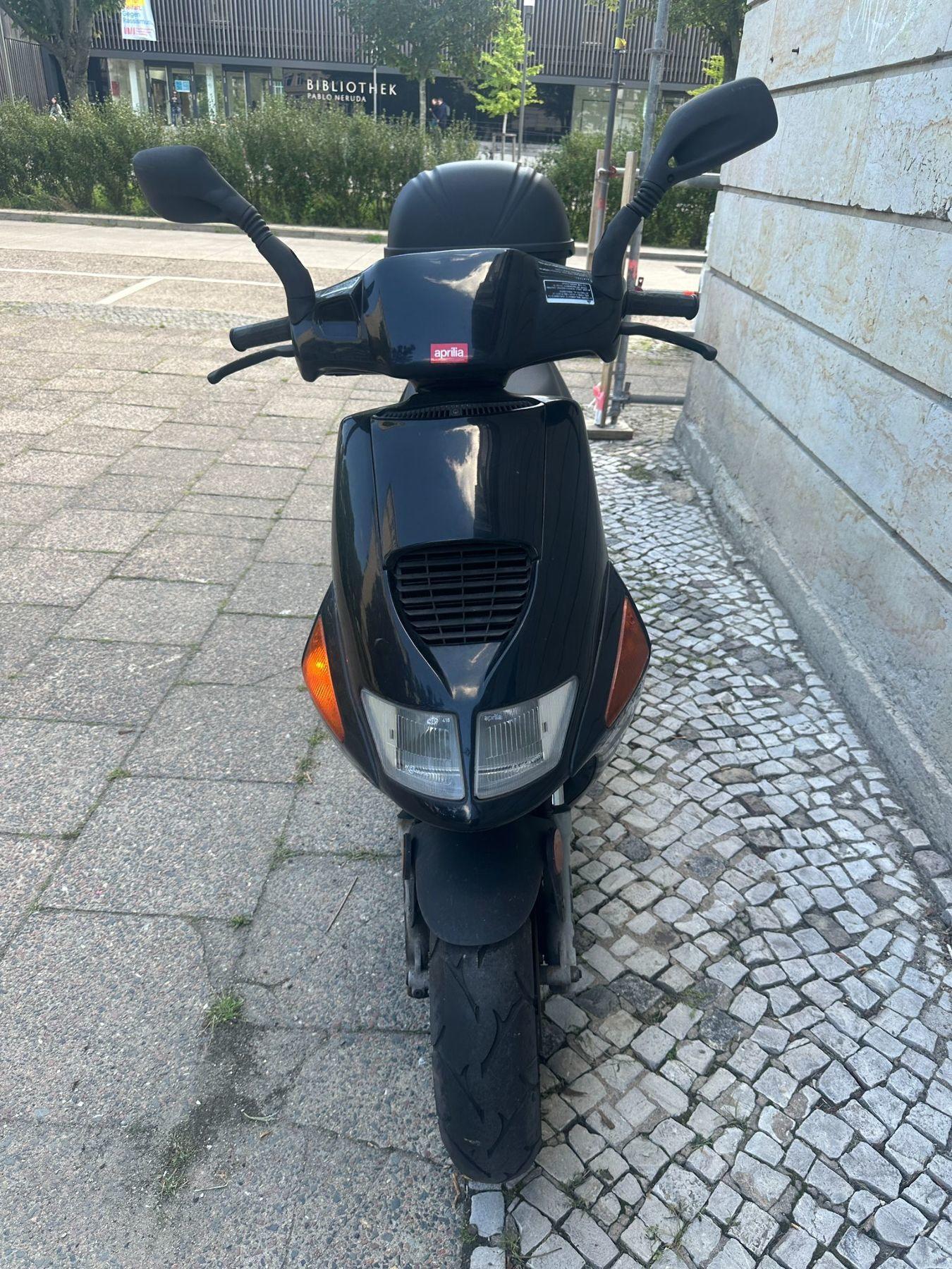 Aprilia SR 50 LC  