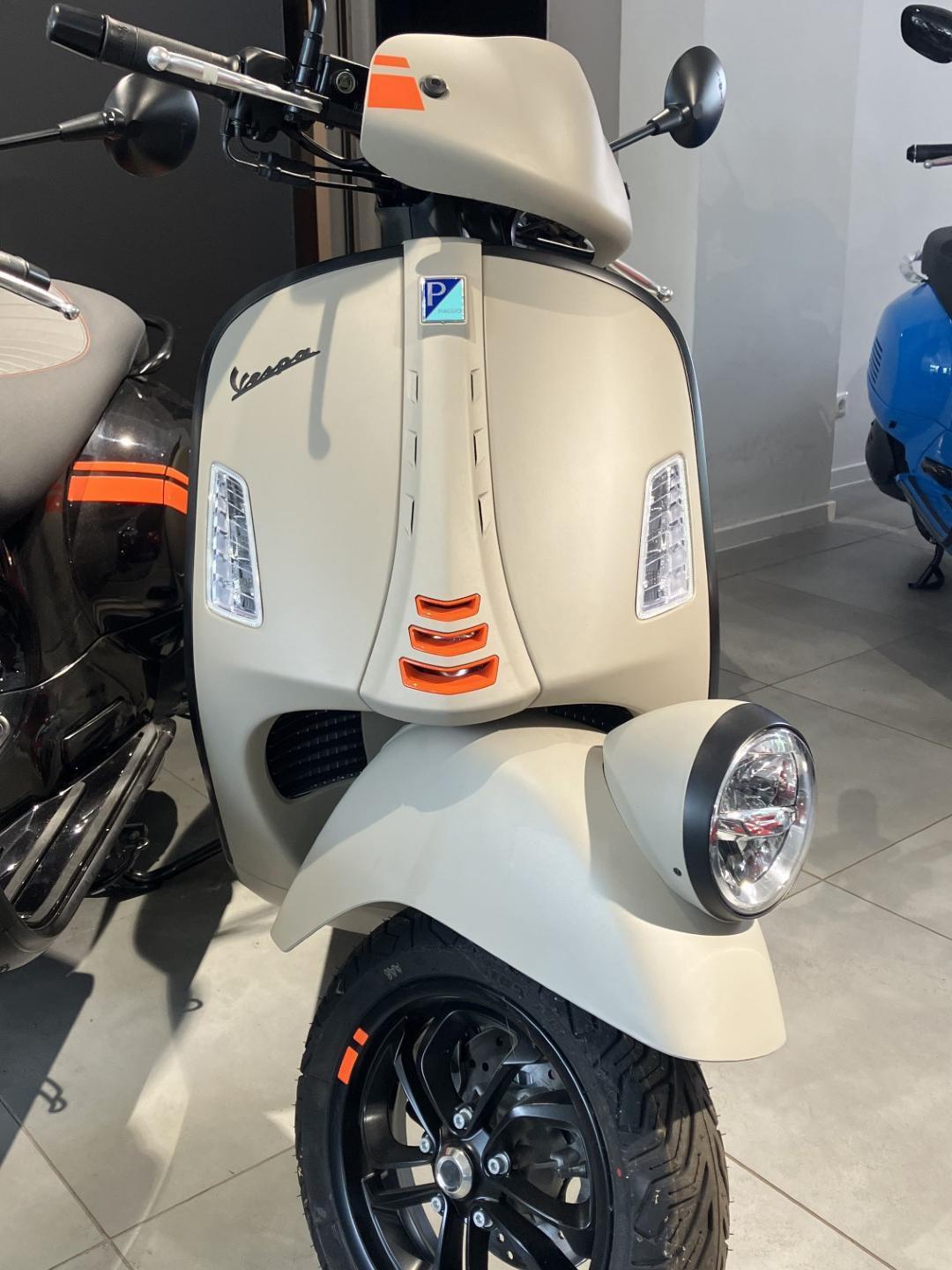 Vespa VESPA GTV 300 E5 BEIGE AVVOLGENTE Q03