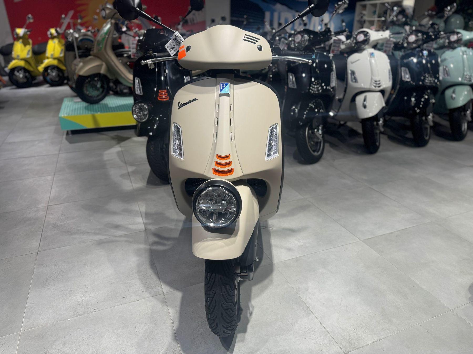 Vespa VESPA GTV 300 E5 BEIGE AVVOLGE
