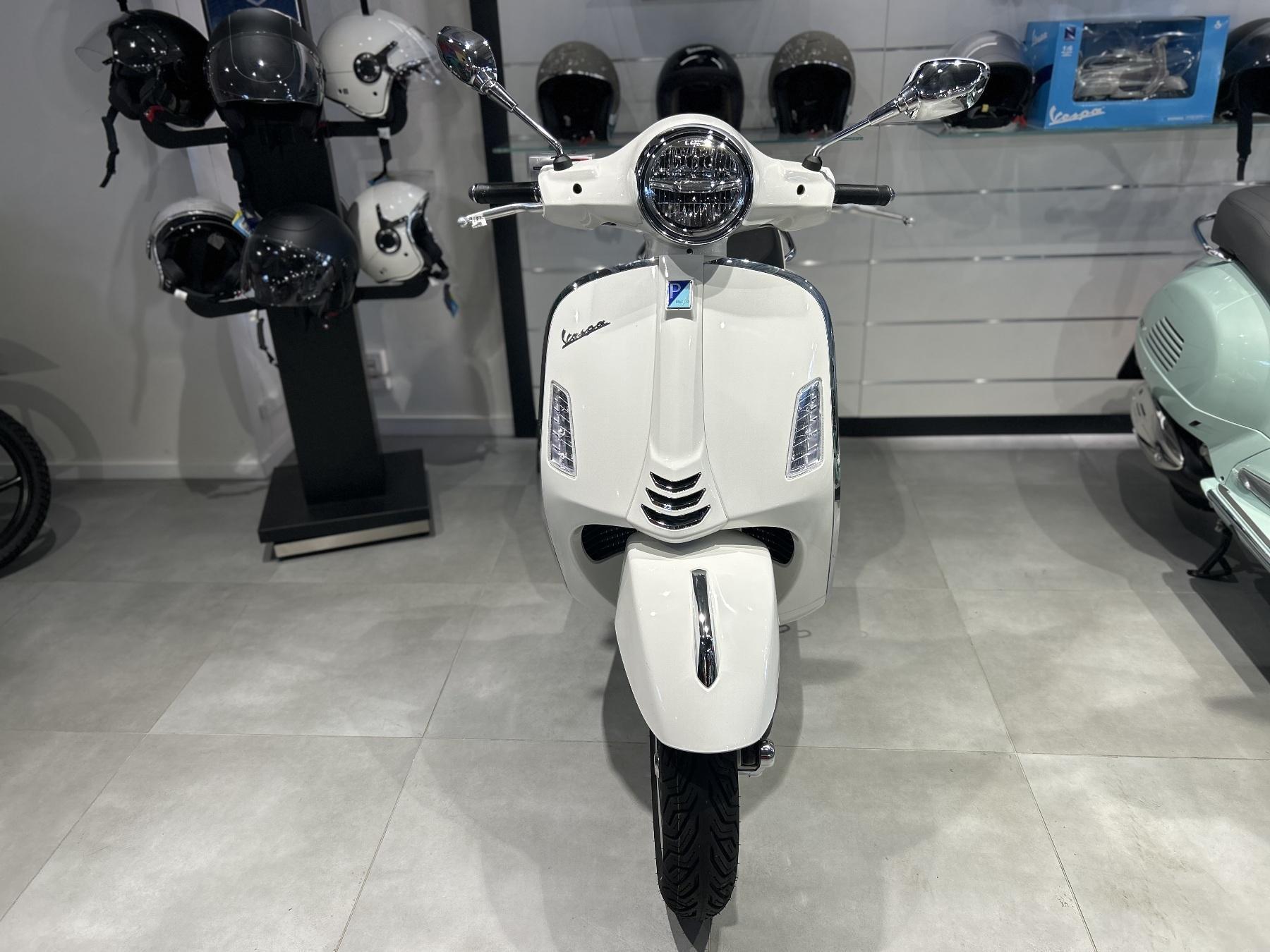 Vespa GTS Super 300 ccm