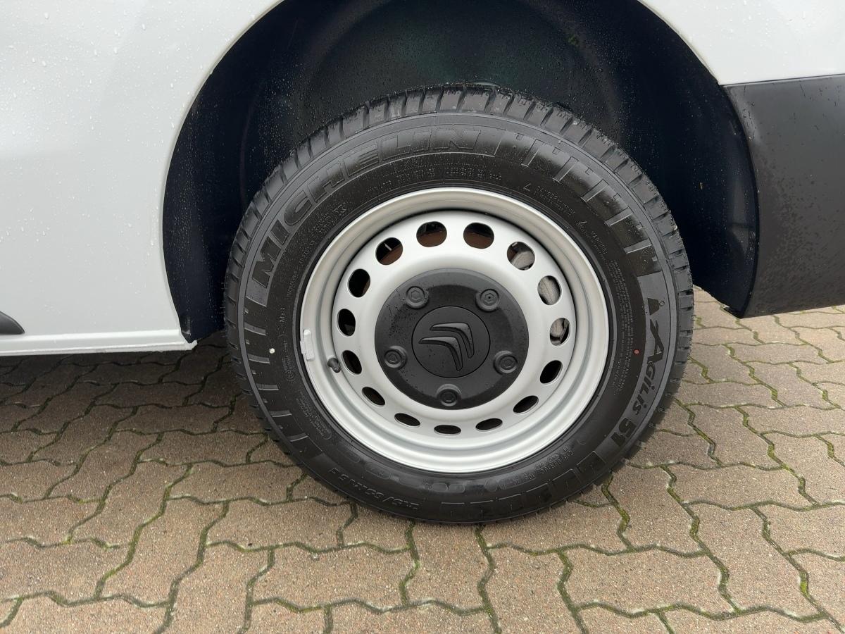 Fahrzeug-Bild 6