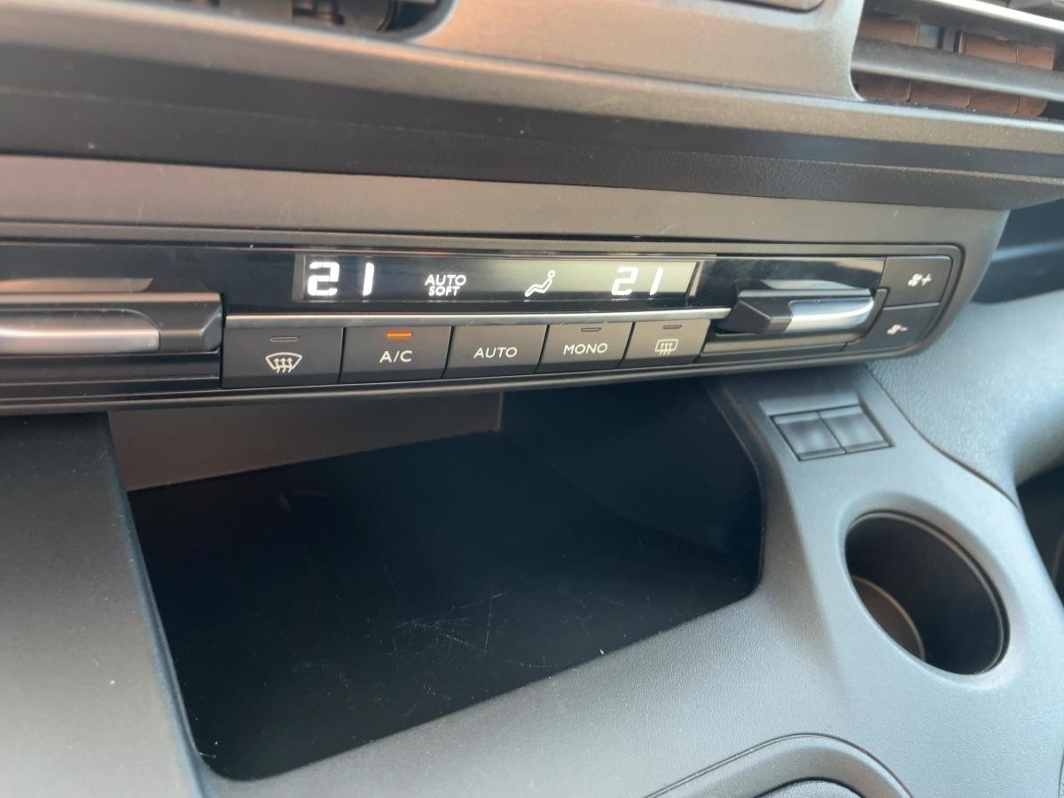 Fahrzeug-Bild 13