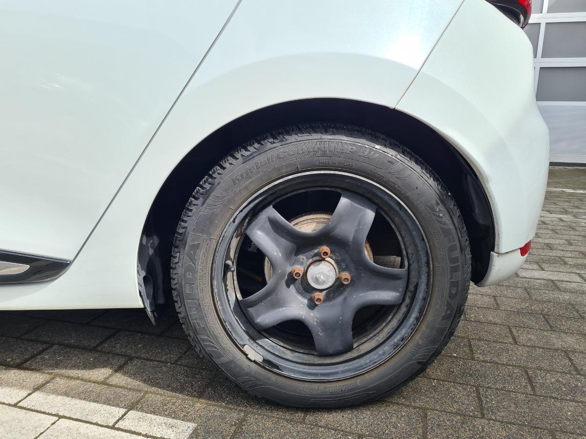 Fahrzeug-Bild 12
