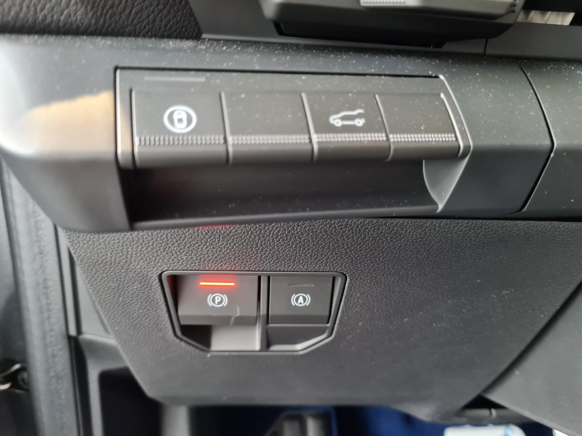 Fahrzeug-Bild 12