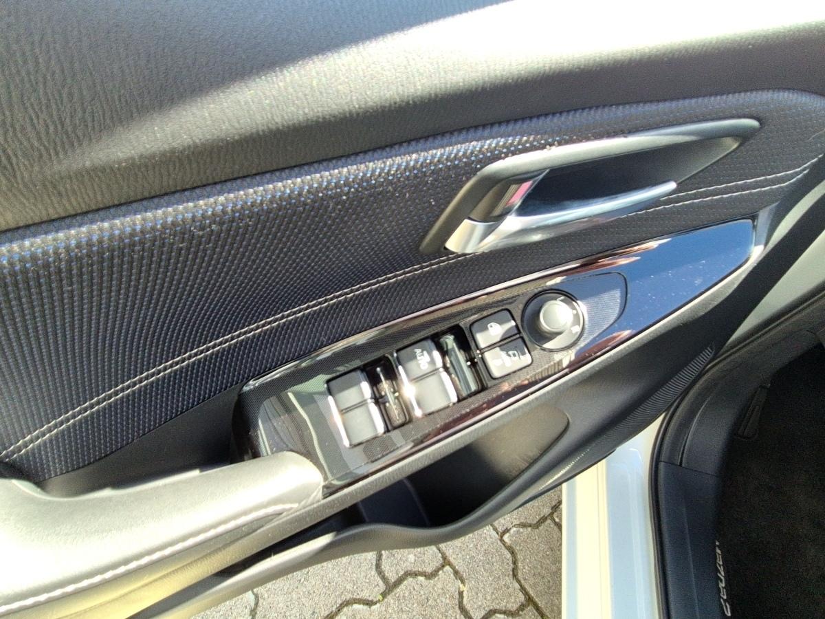 Fahrzeug-Bild 13