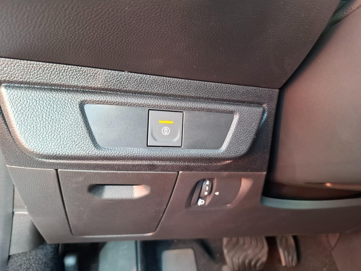 Fahrzeug-Bild 12
