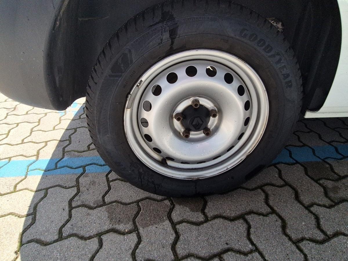 Fahrzeug-Bild 6