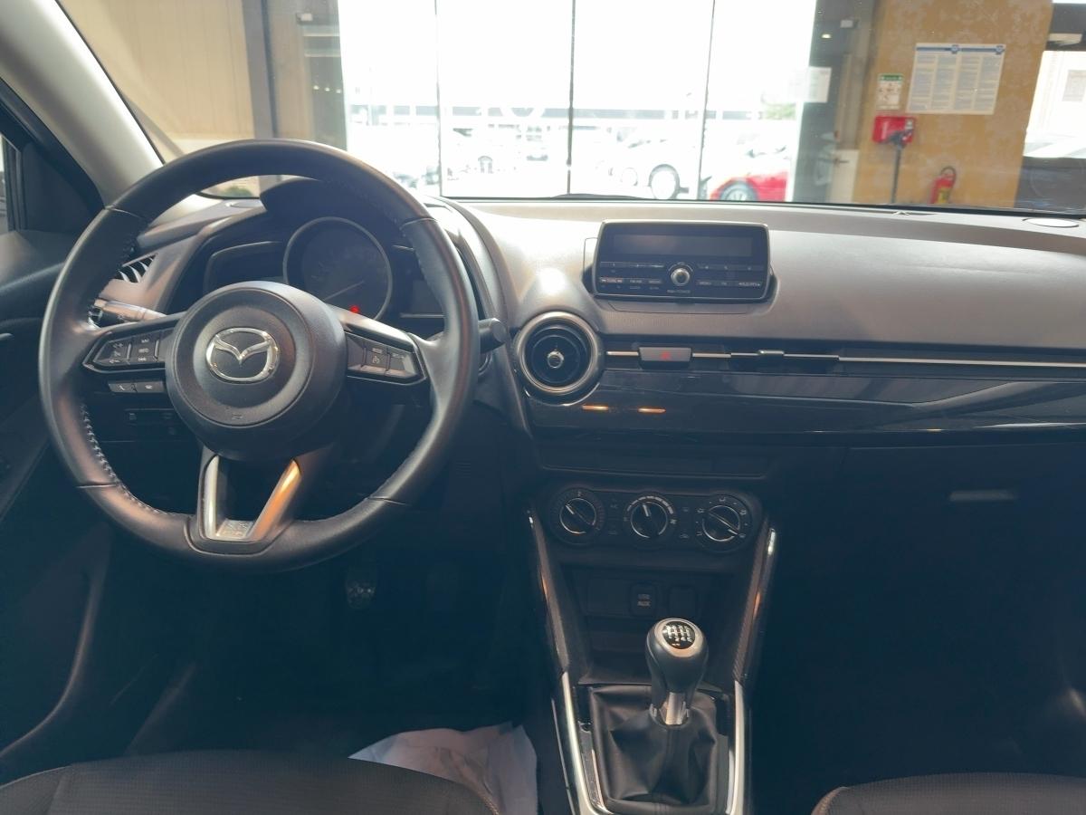 Fahrzeug-Bild 9