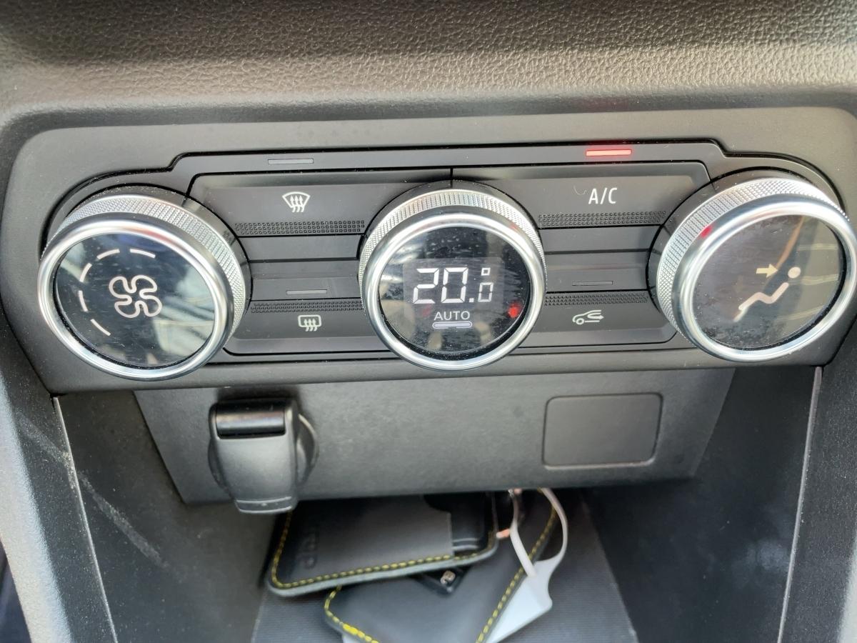 Fahrzeug-Bild 13