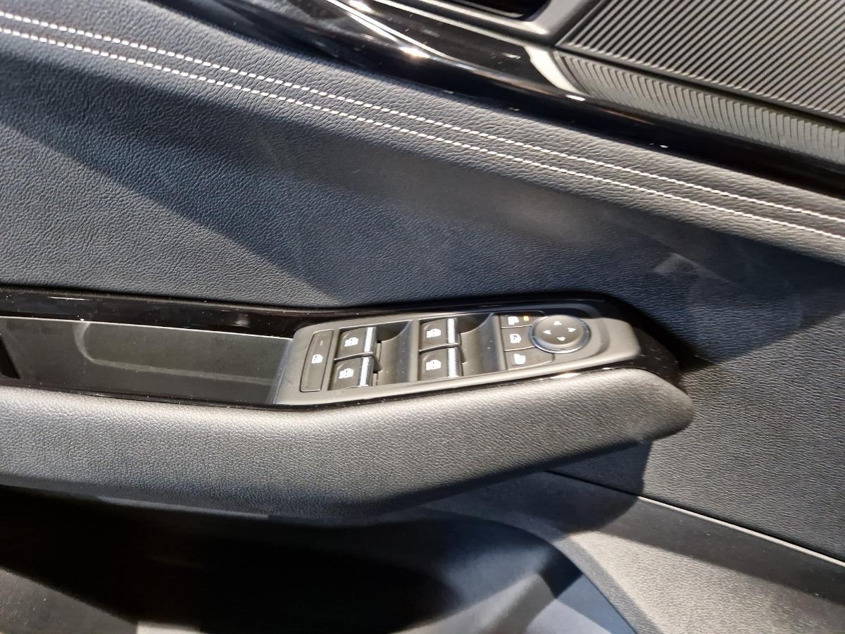 Fahrzeug-Bild 8