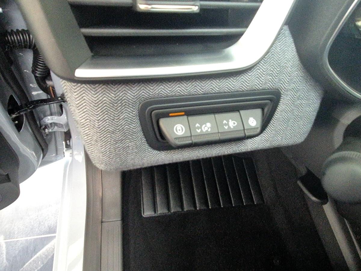 Fahrzeug-Bild 13