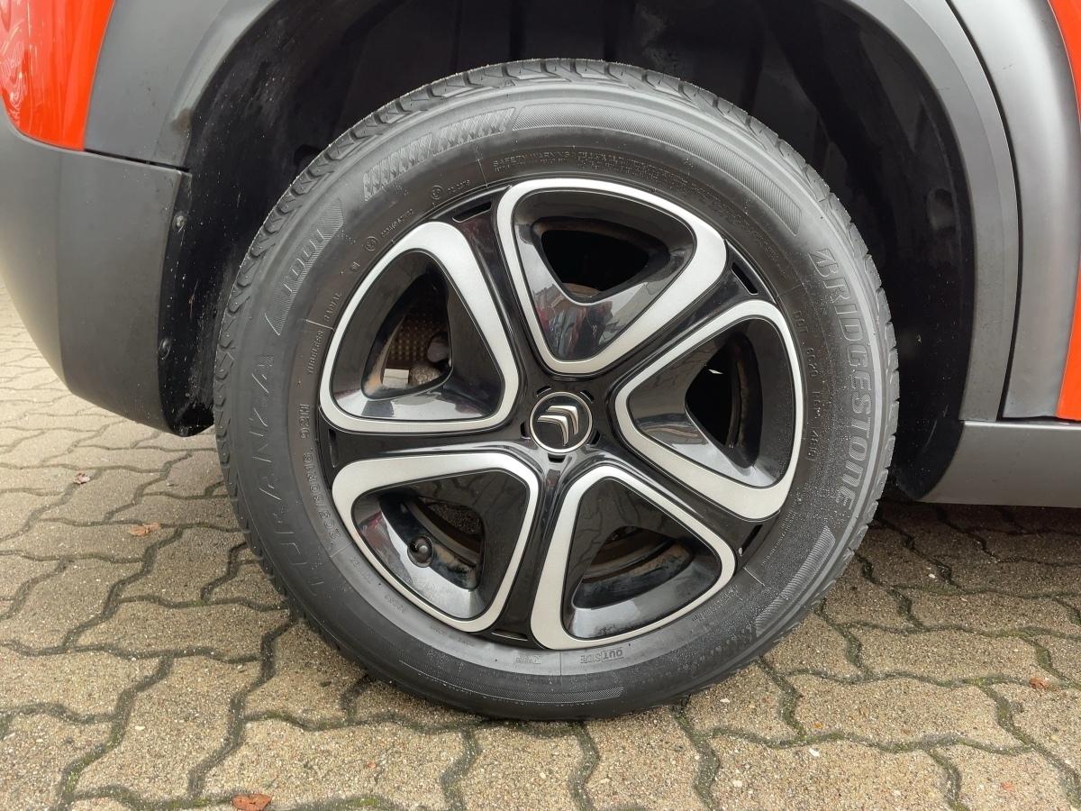 Fahrzeug-Bild 6
