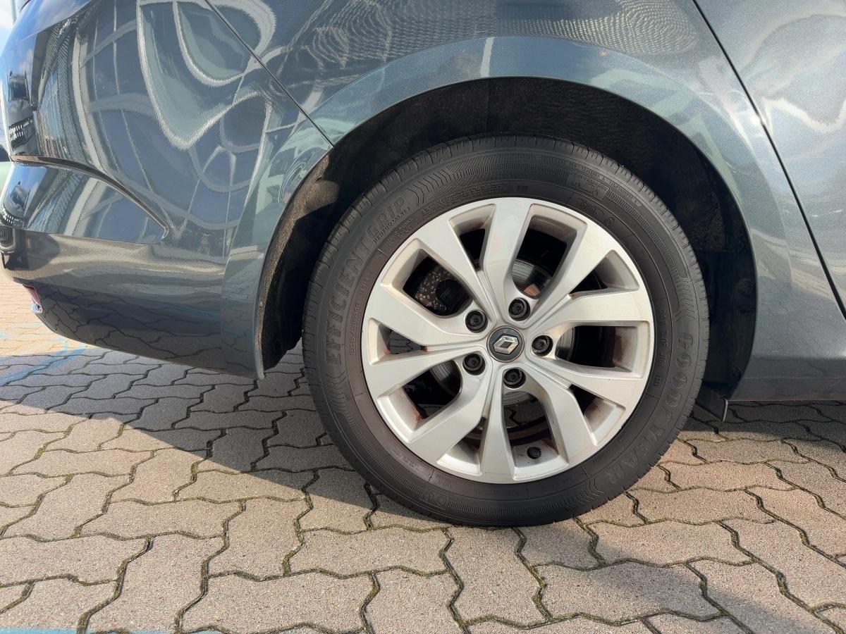 Fahrzeug-Bild 6