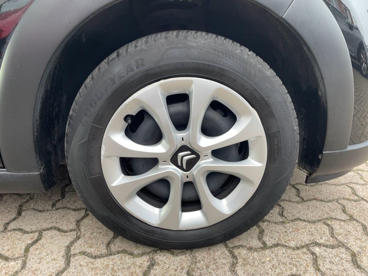 Fahrzeug-Bild 6