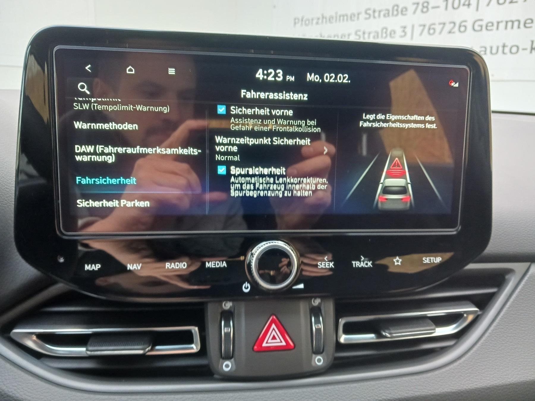 Fahrzeug-Bild 23