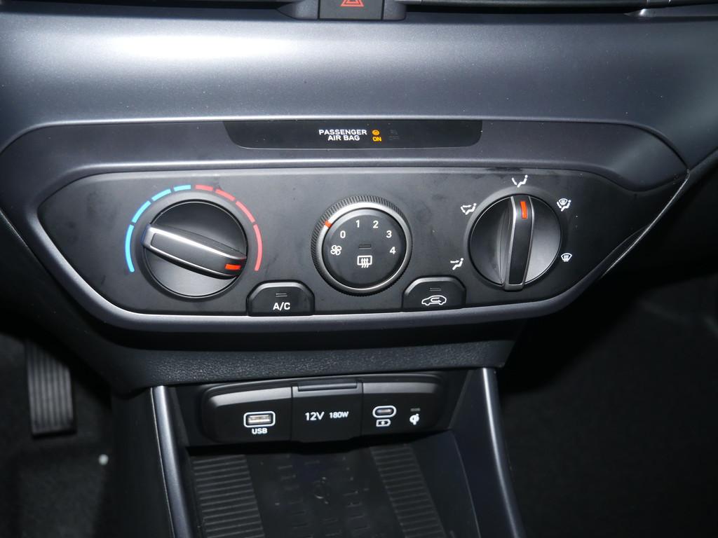 Fahrzeug-Bild 11