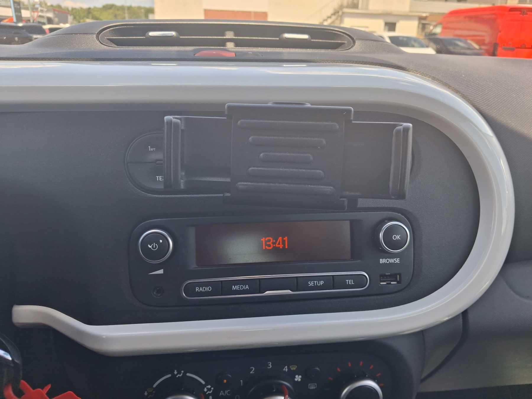 Fahrzeug-Bild 12