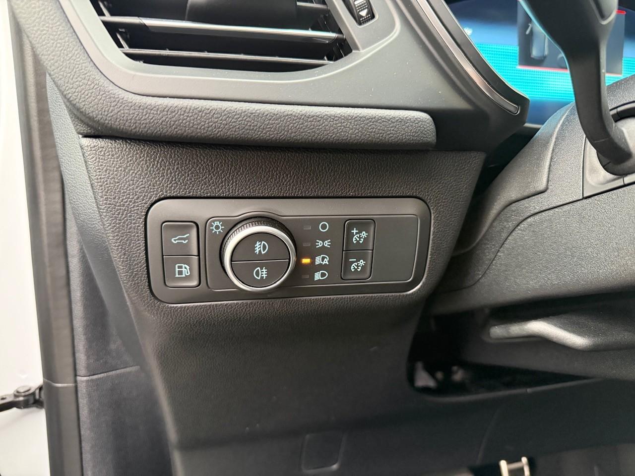FORD ACTIVE X 2,5l PHEV 243PS Automatik FORD ACTIVE X 2,5l PHEV 243PS Automatik
