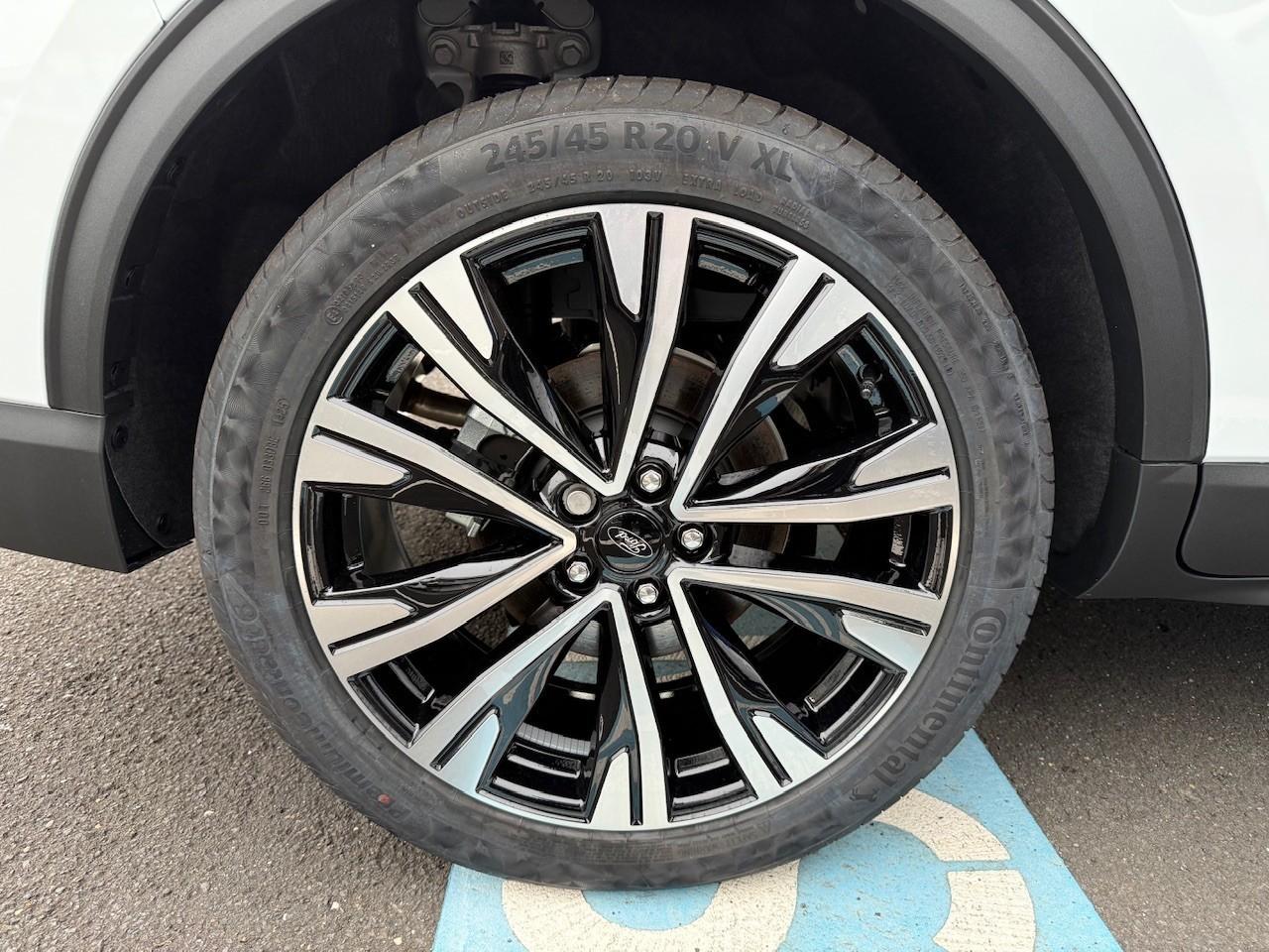 FORD ACTIVE X 2,5l PHEV 243PS Automatik FORD ACTIVE X 2,5l PHEV 243PS Automatik