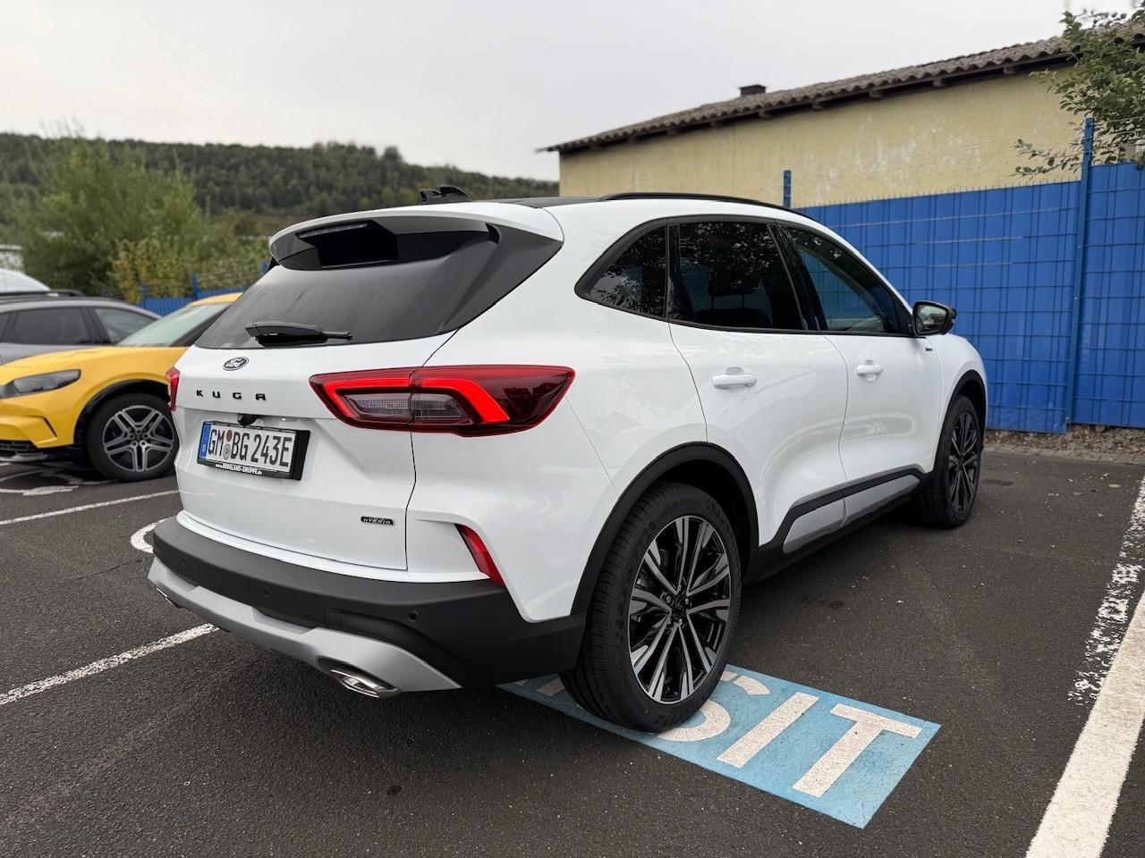 FORD ACTIVE X 2,5l PHEV 243PS Automatik FORD ACTIVE X 2,5l PHEV 243PS Automatik