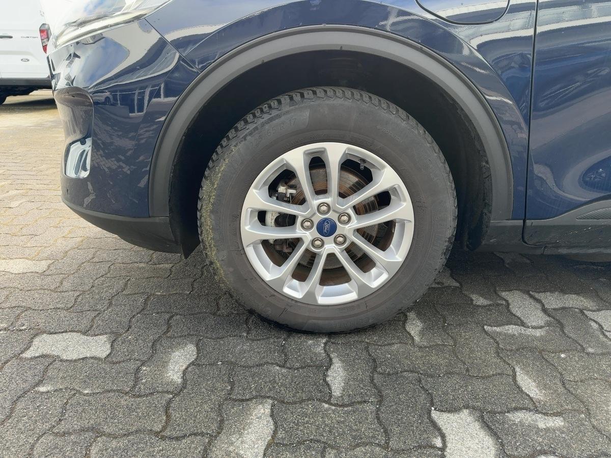 FORD Titanium 2,5 l PHEV 165kW 225PS + AHK FORD Titanium 2,5 l PHEV 165kW 225PS + AHK