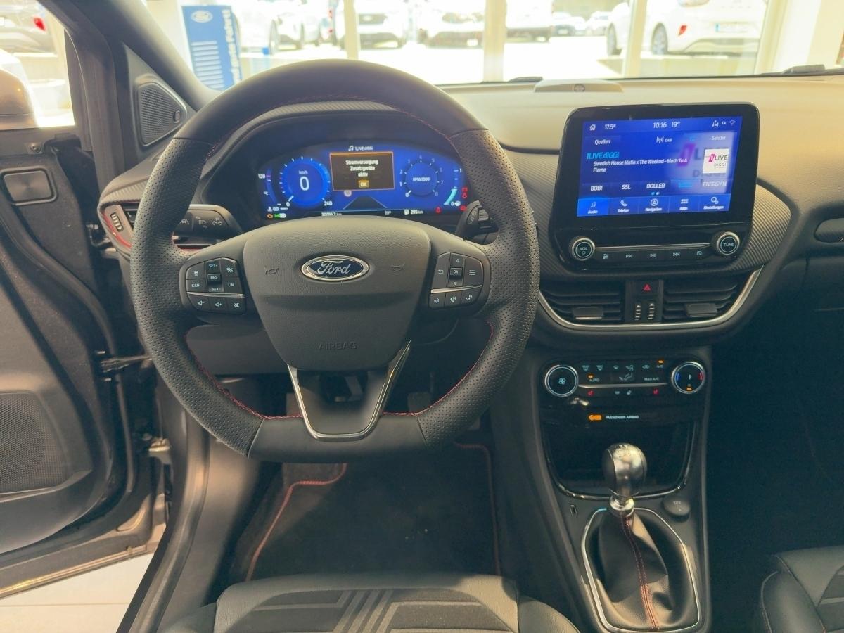 FORD 1,0 l EcoBoost Hybrid 155 PS ST-Line X FORD 1,0 l EcoBoost Hybrid 155 PS ST-Line X