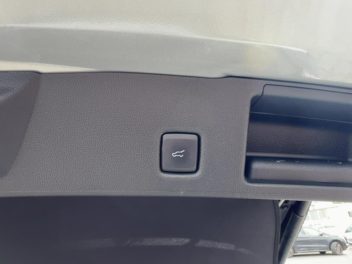 FORD Vignale 225 PS PHEV CVT FORD Vignale 225 PS PHEV CVT