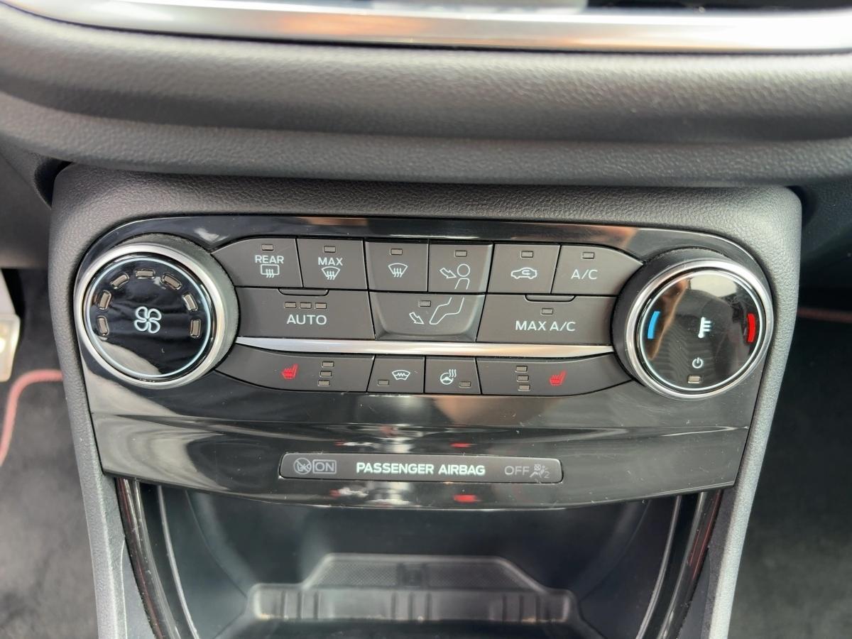 FORD ST-LINE X 1.0T MHEV 125PS FORD ST-LINE X 1.0T MHEV 125PS